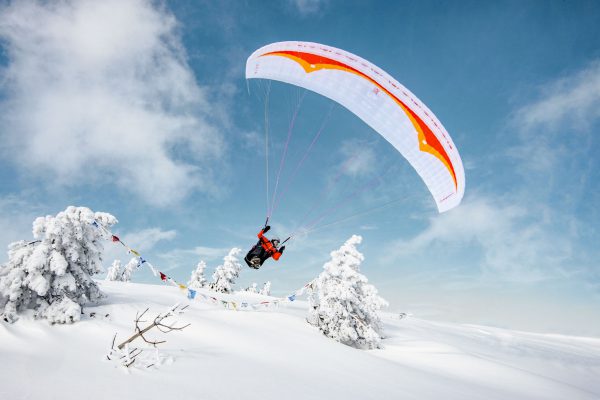 Gin-Kiteboarding-Flymaax-Ambassador-Paragliding-Tim-Bollinger